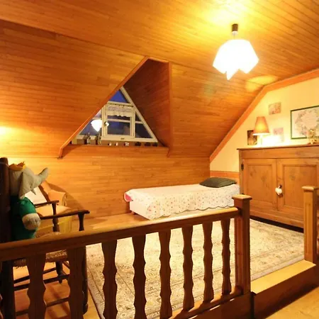 Maison Spacieuse A - 3 Chambres, Grand Jardin, Proche Piste De Et Randonnees - Fr-1-742-310 *
