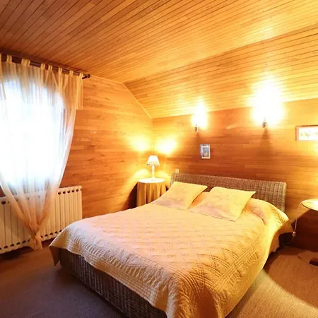 Maison Spacieuse A - 3 Chambres, Grand Jardin, Proche Piste De Et Randonnees - Fr-1-742-310 Nyaraló