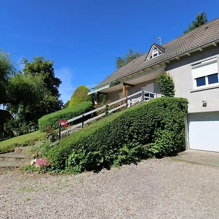Nyaraló Maison Spacieuse A - 3 Chambres, Grand Jardin, Proche Piste De Et Randonnees - Fr-1-742-310 Polminhac